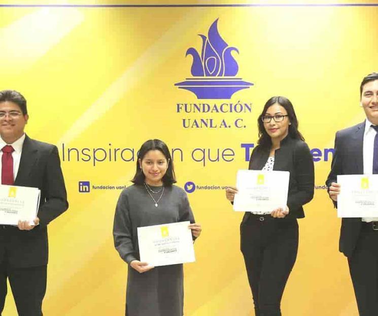 Excelencia académica les da beca