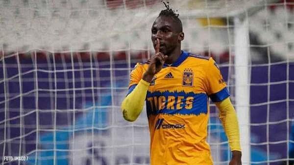 Julián Quiñones se iría de Tigres al acabar este torneo Julián Quiñones se iría de Tigres al acabar este torneo