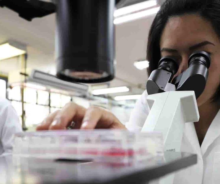 Recomienda resguardo de adultos mayores vacunados