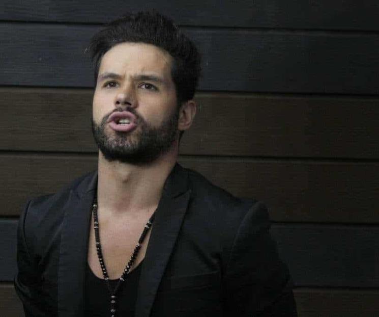 Juez otorga libertad condicional por tres años a Eleazar