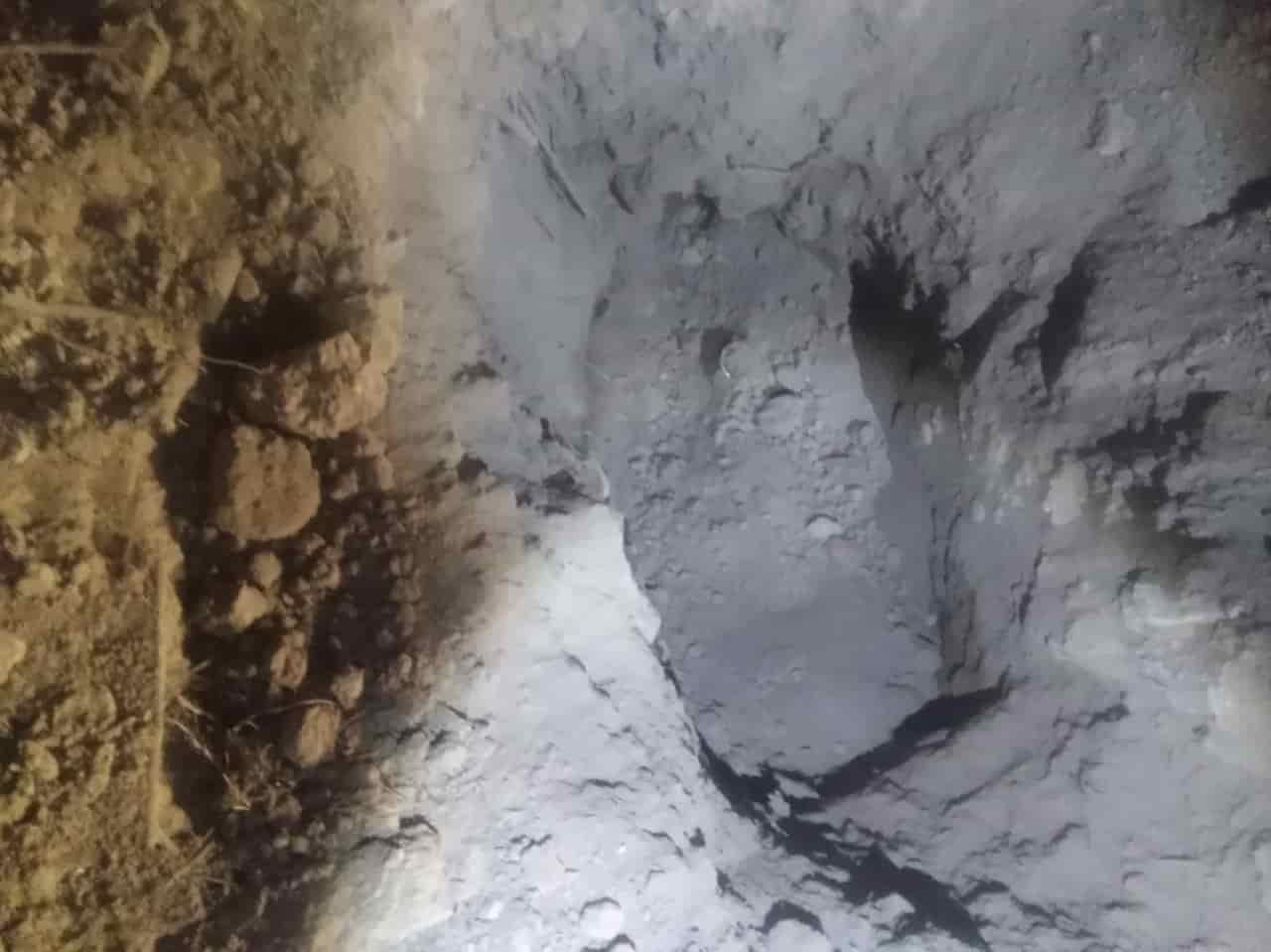 Detuvieron a un huachicolero que intentaba llenar dos tolvas con gasolina robada de un ducto de Pemex