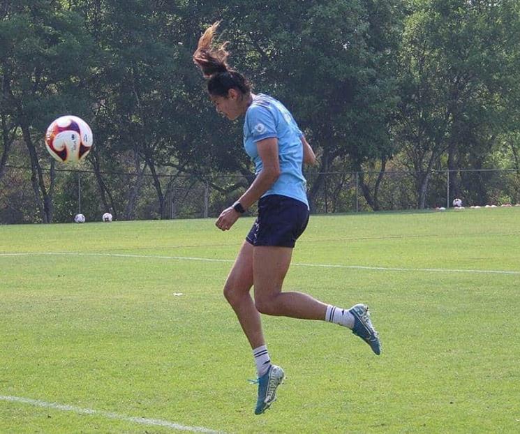 Siguen felinas y albiazules preparando el clásico