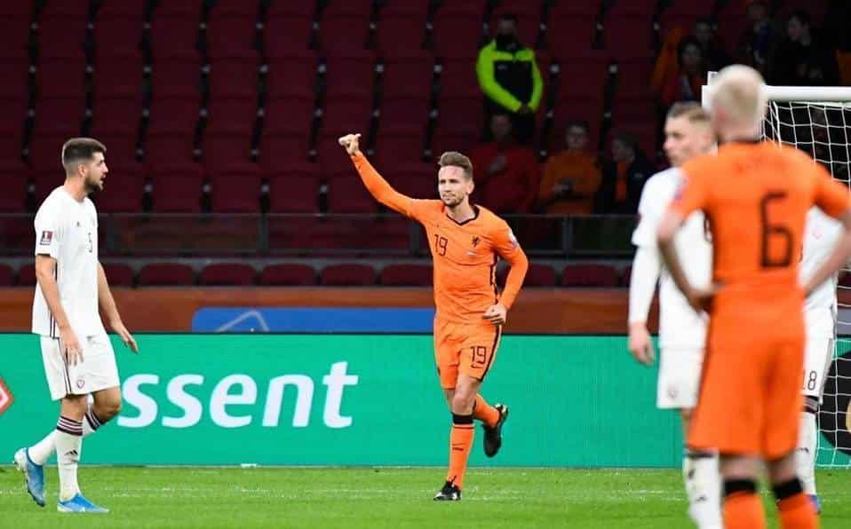 Regresa Holanda al triunfo en Eliminatorias