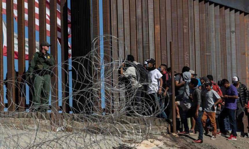 Prevén cifra de niños migrantes se duplique en abril en EU