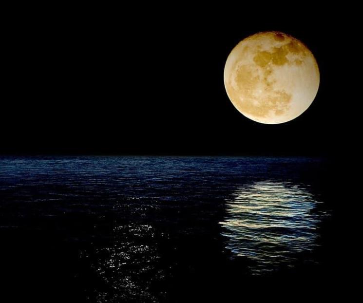 Superluna de gusanos