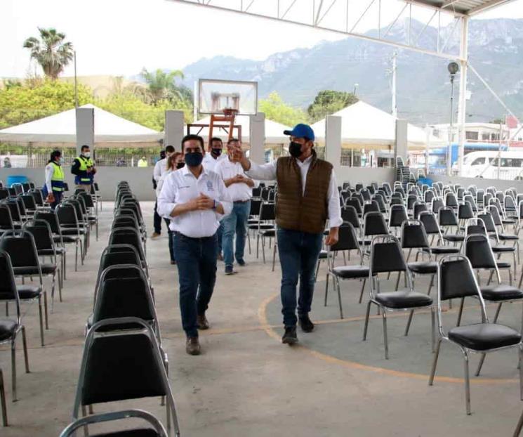 Arranca hoy vacunación en SC y Santiago