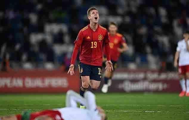 Olmos evita crisis española en eliminatorias