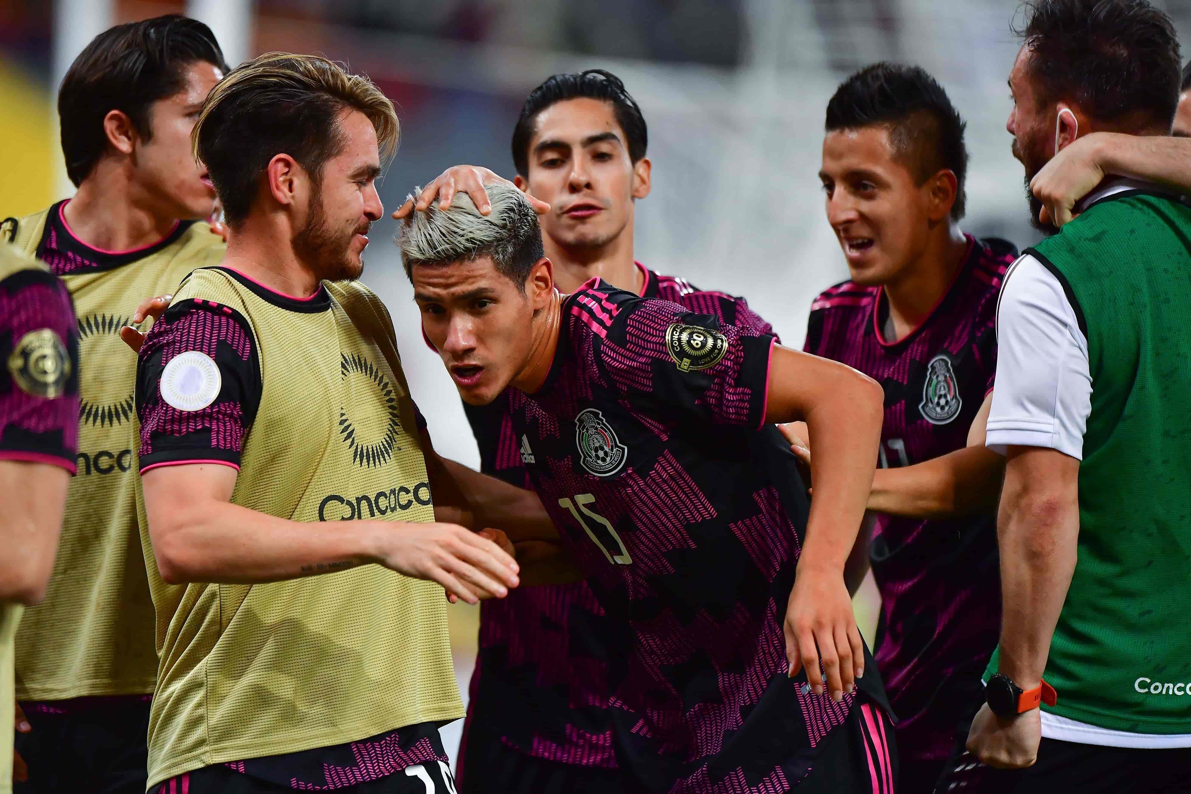 Vence México 2-0 a Canada
