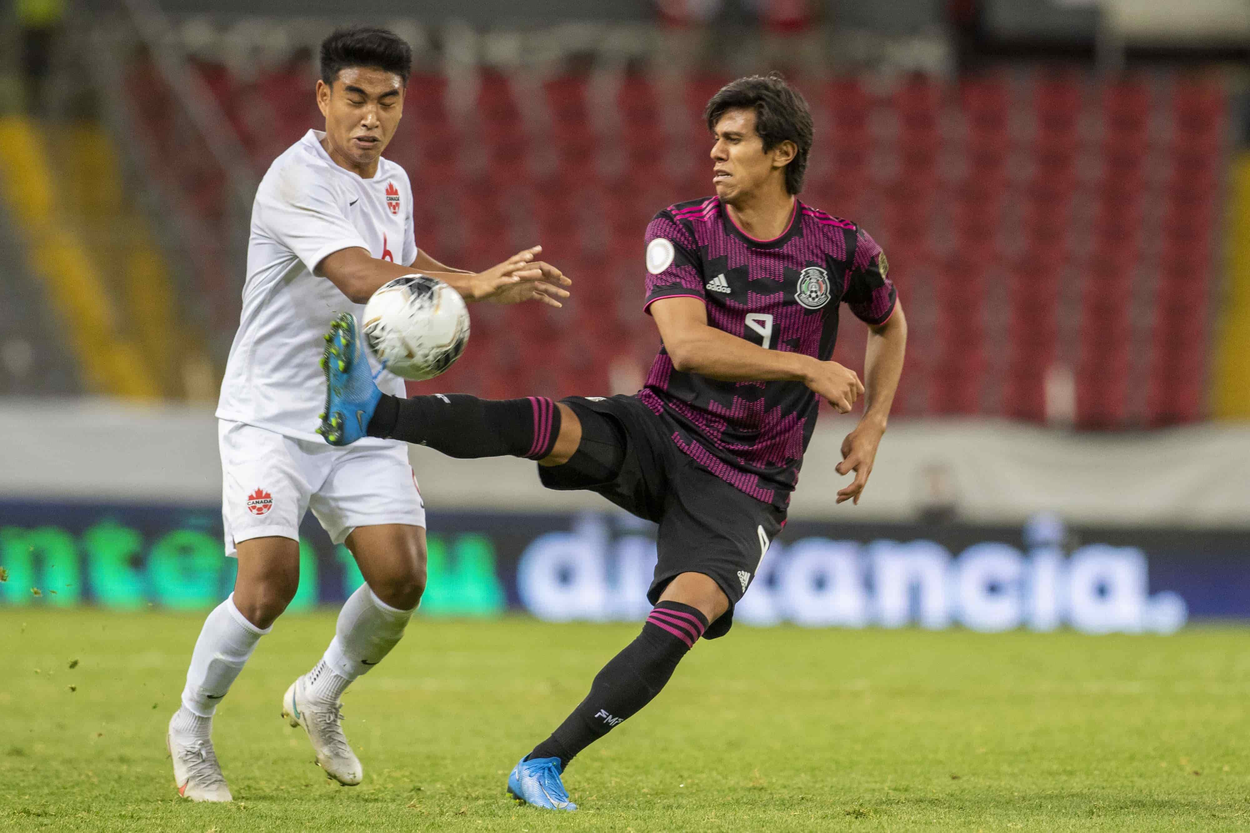 Vence México 2-0 a Canada