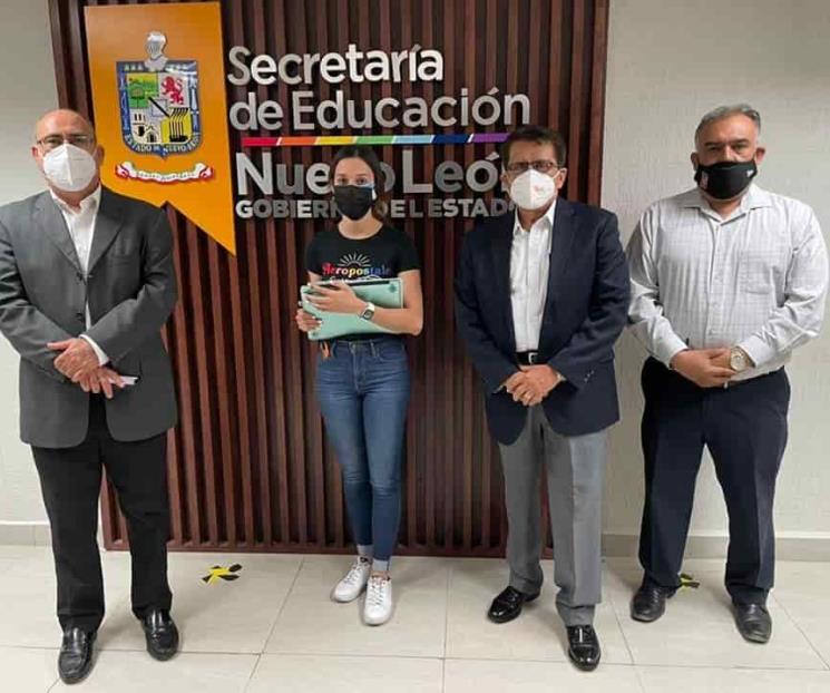 Acude SNTE a la SE para una mesa de trabajo