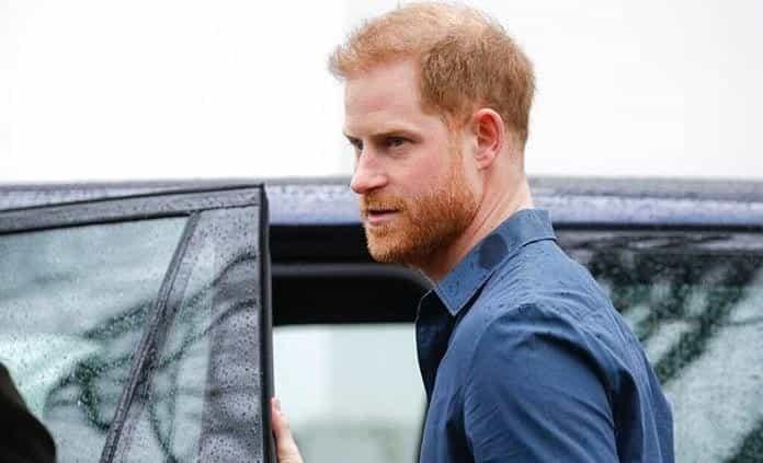 Príncipe Harry obtiene otro trabajo