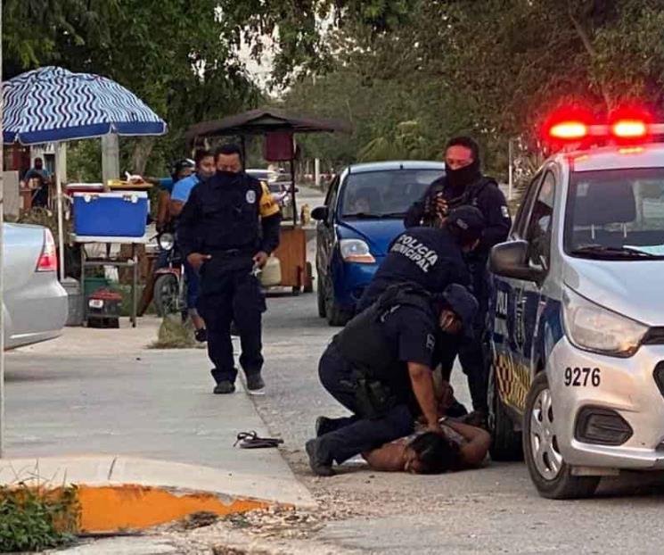 Matan policías de Tulum a migrante salvadoreña