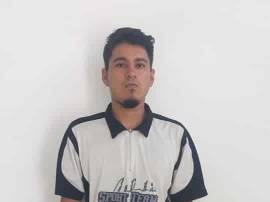 La pareja que viajaba en una camioneta con reporte de robo