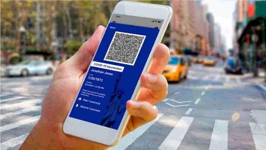 Vacunados contra Covid-19 reciben pasaporte digital en EU