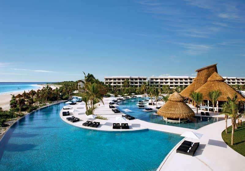 Mitad de hoteles de AMResorts, en números negros