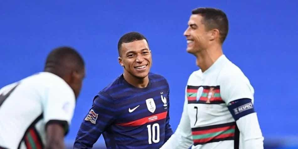 Afirma Mbappé que Messi y CR7 son mejores que él