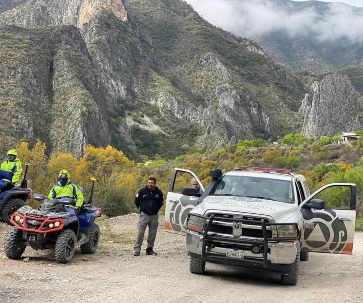 Rescatan a  cinco excursionistas en La Huasteca