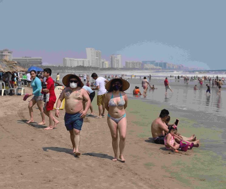 Desbordan turistas playas privadas de Cancún