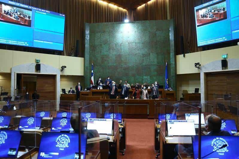 Congreso de Chile aprueba nueva ayuda económica