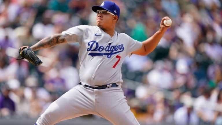 ¡Julio Urías ya ganó!
