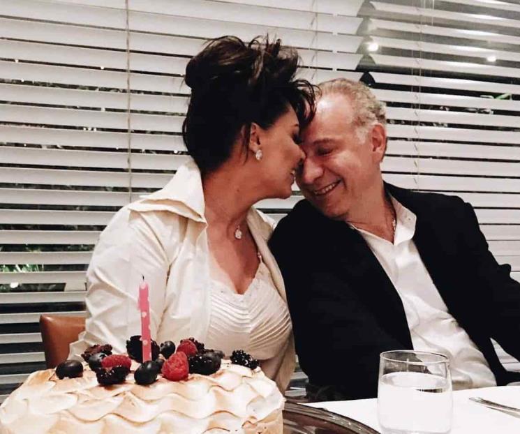 Celebran Yadhira y Juan Collado 9 años de matrimonio