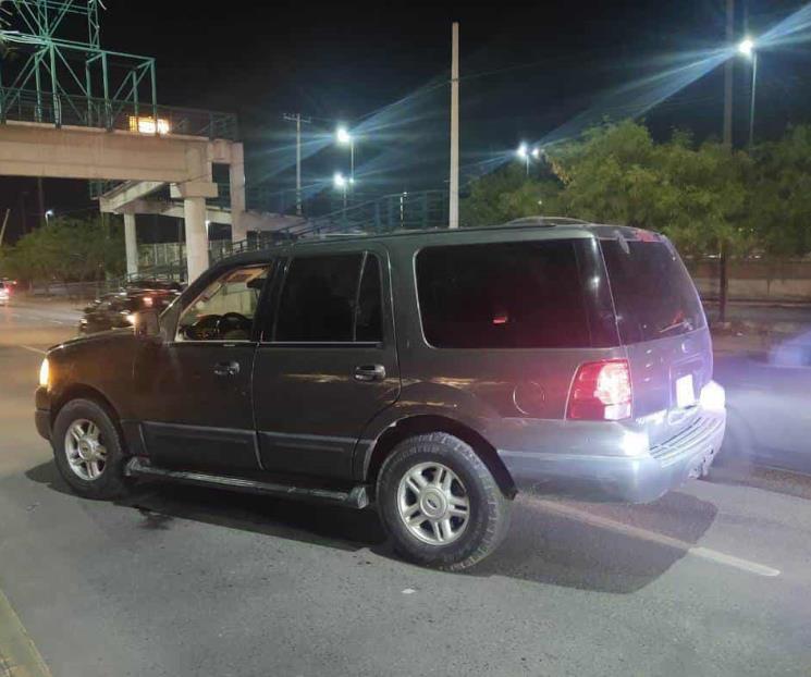 Persiguen y arrestan a dos por no pagar gasolina