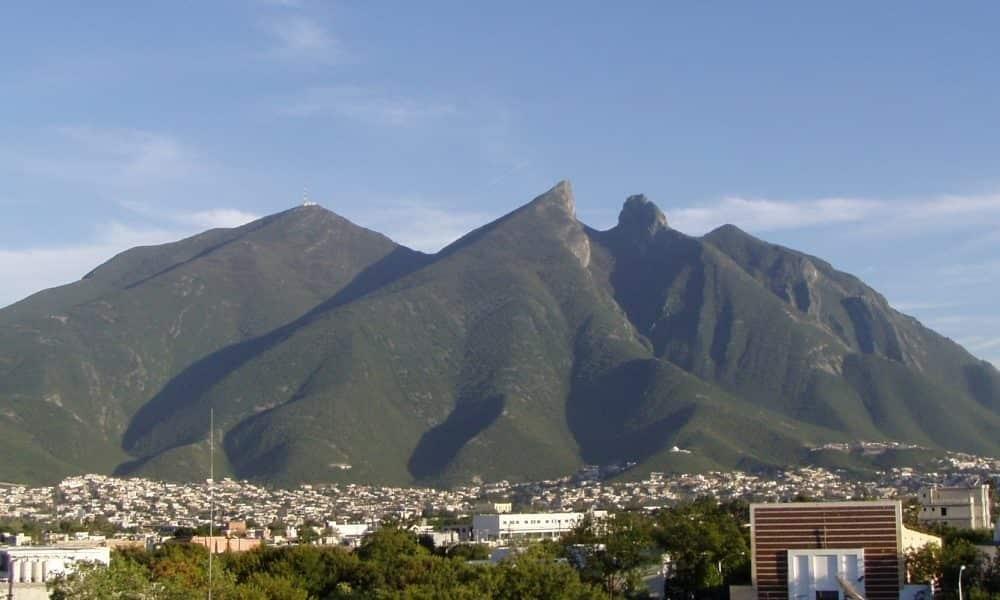 Buscarán diputados proteger el Cerro de la Silla Buscarán diputados proteger el Cerro de la Silla
