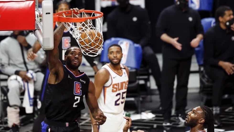 Clippers gana duelazo a Suns