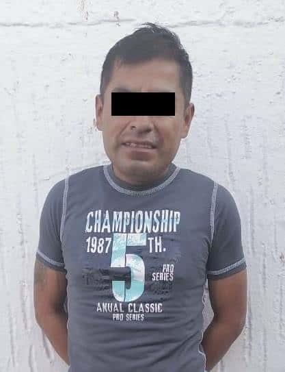 Roba celular a mujer y lo detienen