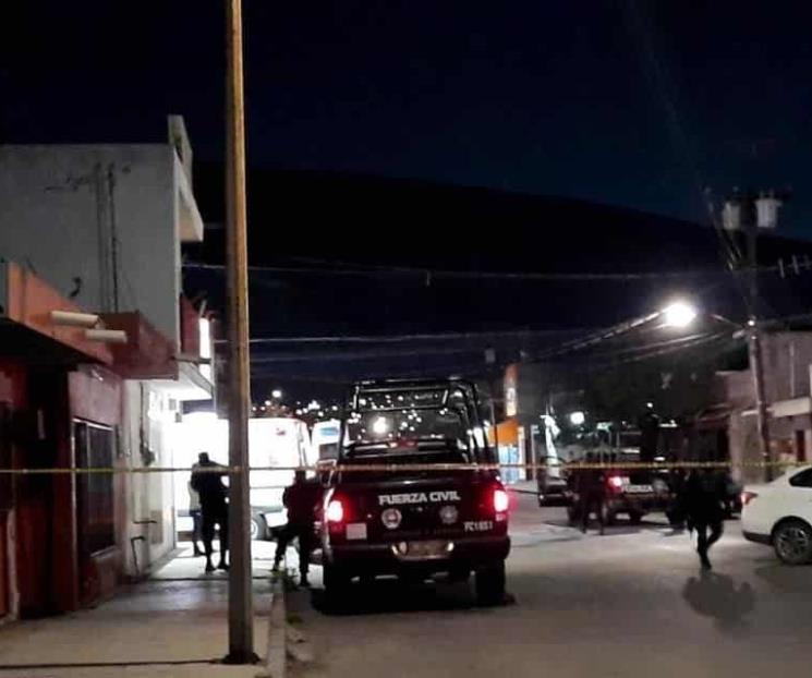 Balean asaltantes a comerciante