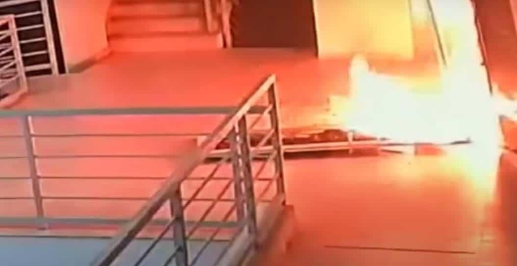 Indagan incendio de gimnasio