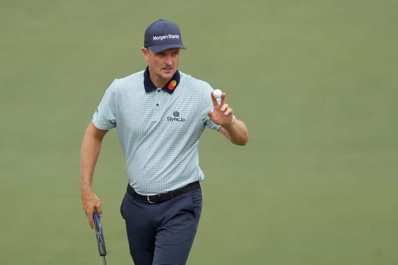 Se mantiene Justin Rose en la cima
