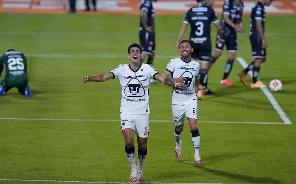 Pumas resiste