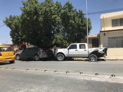 Balean camioneta con migrantes en Chiapas
