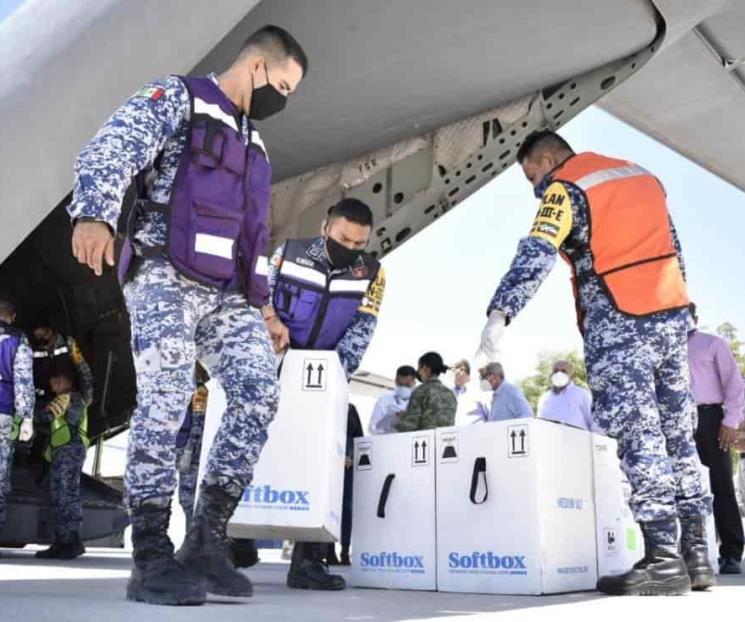 Llegan más de 66 mil vacunas a Sinaloa para adultos mayores