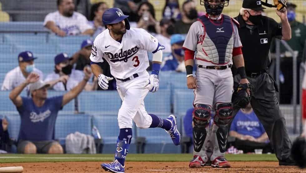 Aceleran los Dodgers