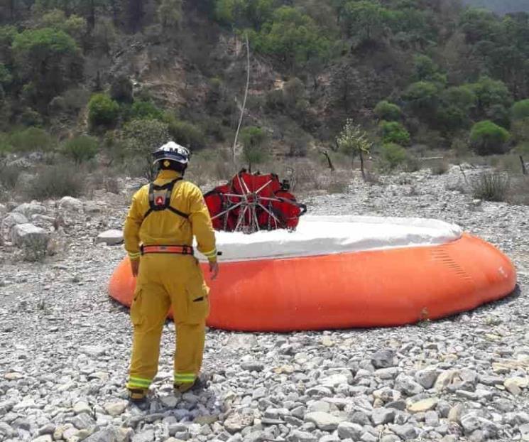 Refuerza NL combate de incendio en los límites con SLP