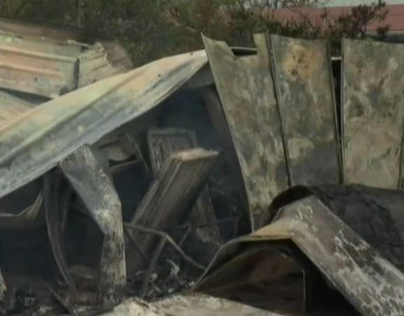 Incendian escuela en Santa Catarina