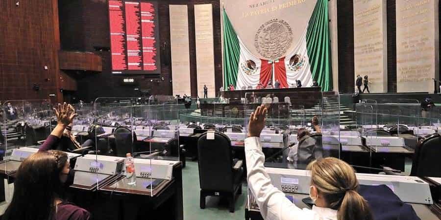 Morena y aliados avalan contrarreforma petrolera
