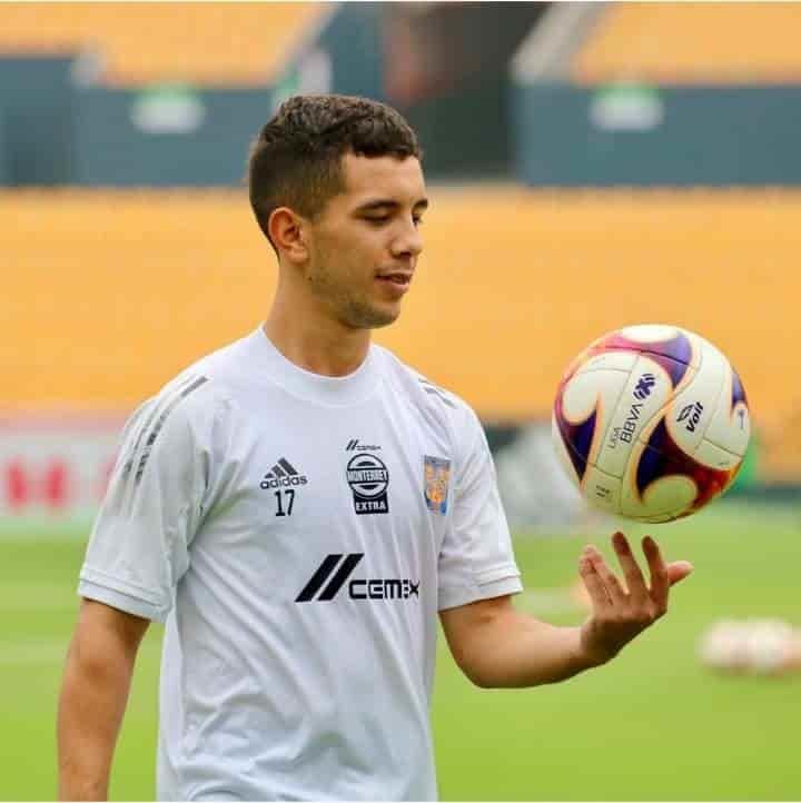 Define Ferreti alineación; Leo Fdz será suplente
