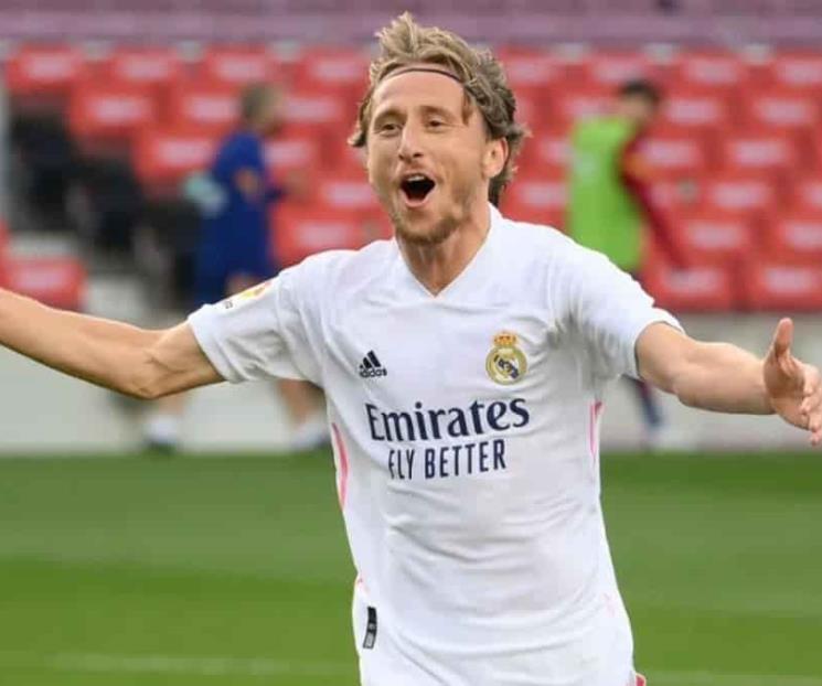 Modric se rebajará sueldo para renovar con el Real Madrid