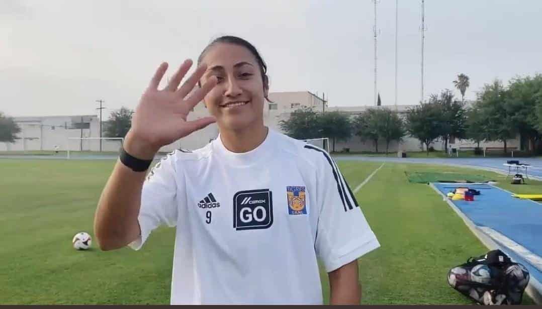 Vuelven seleccionadas a equipos regios
