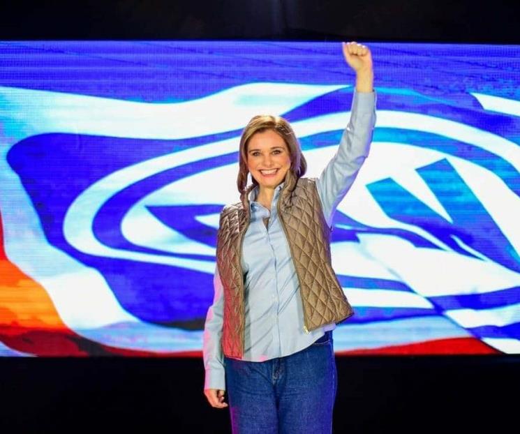 Logra candidata por cuarta vez aplazar audiencia