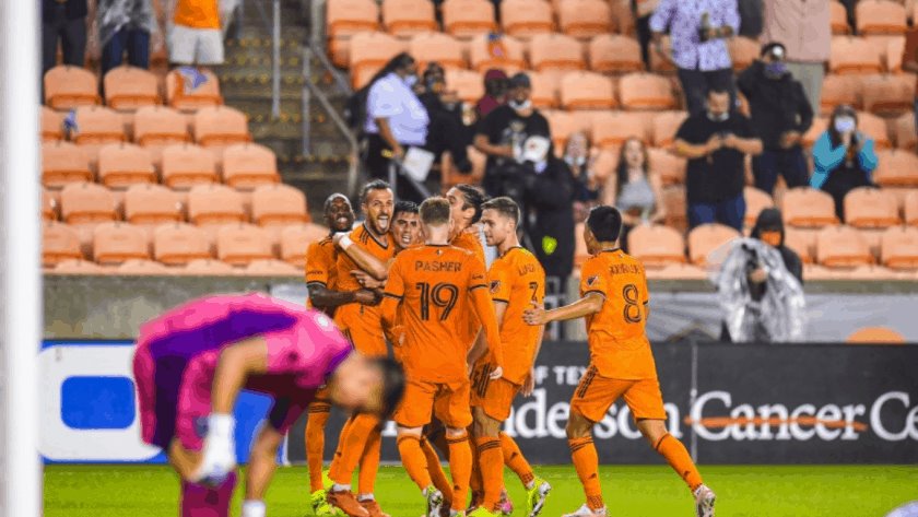 Regresó la MLS con público