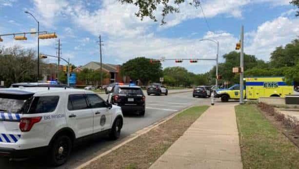 Al menos tres muertos durante tiroteo en Texas