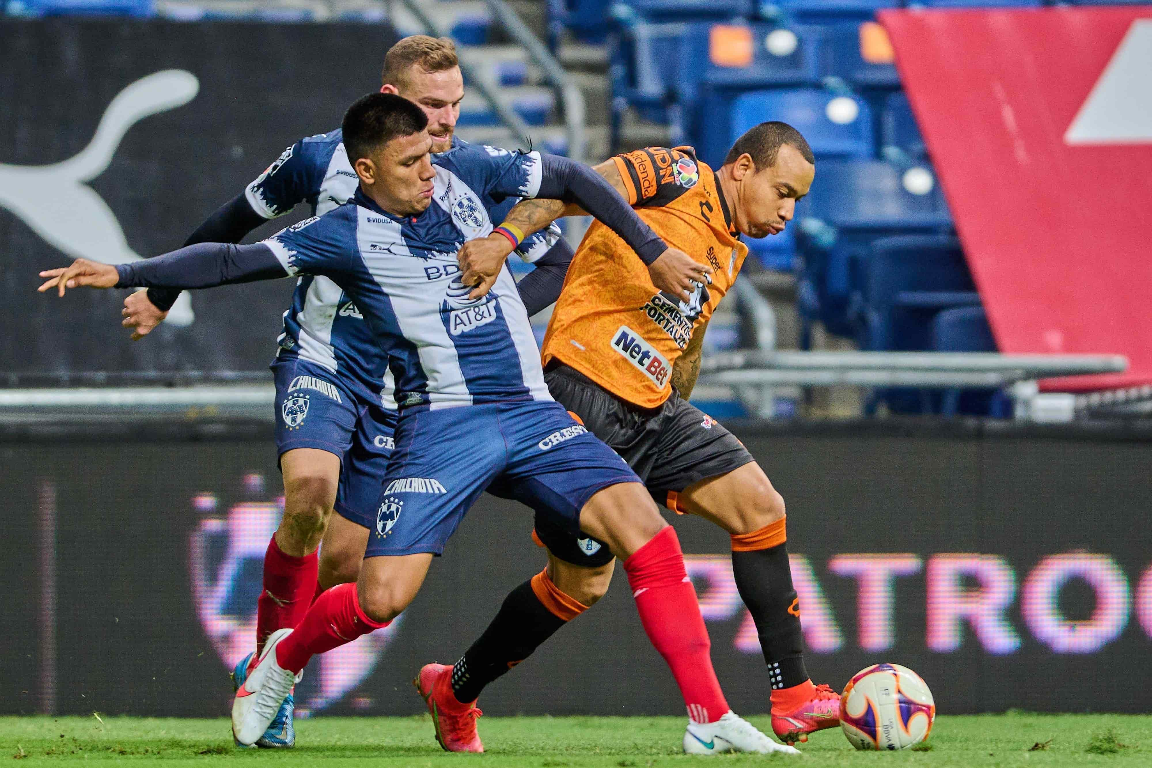 Cae Rayados 0-1 ante Pachuca