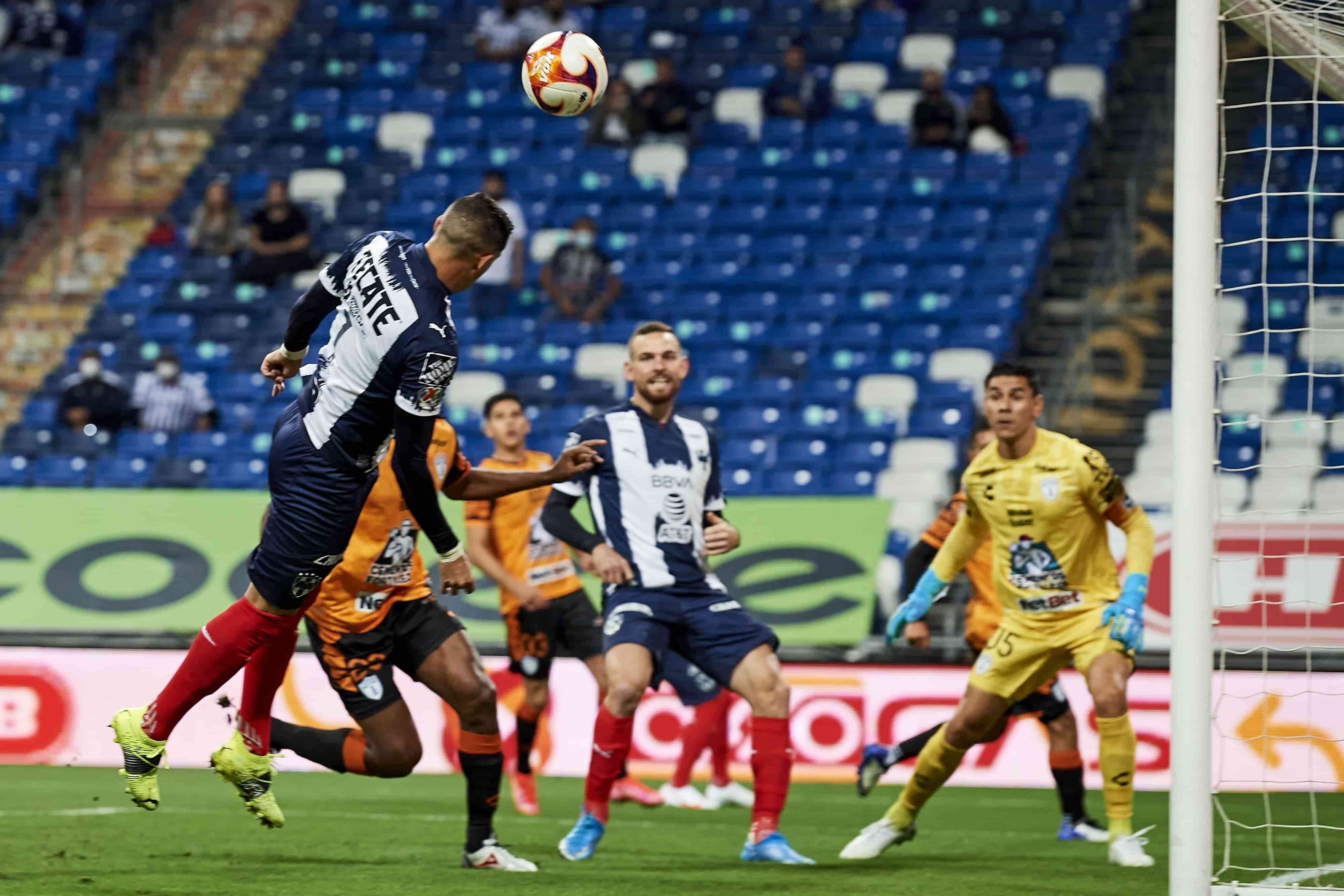 Cae Rayados 0-1 ante Pachuca
