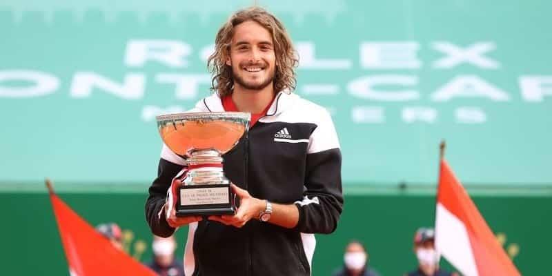 Tsitsipas gana Montecarlo