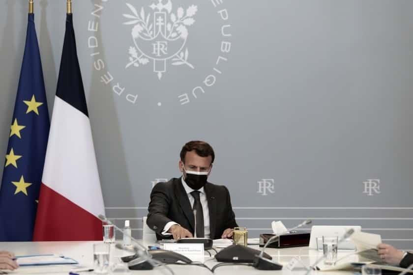 Francia impone restricciones a viajes de India