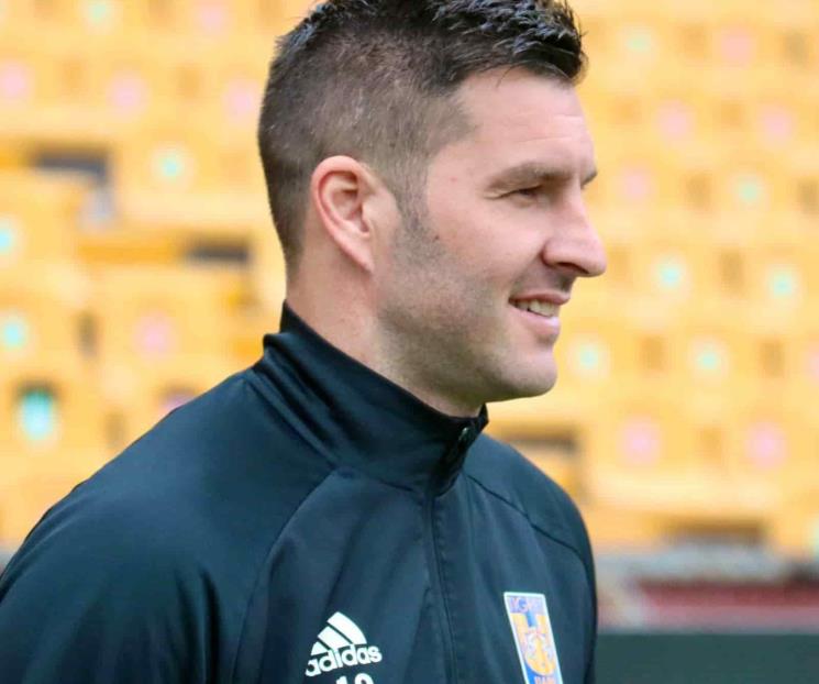 Cerca Ferreti de definir equipo para el clásico